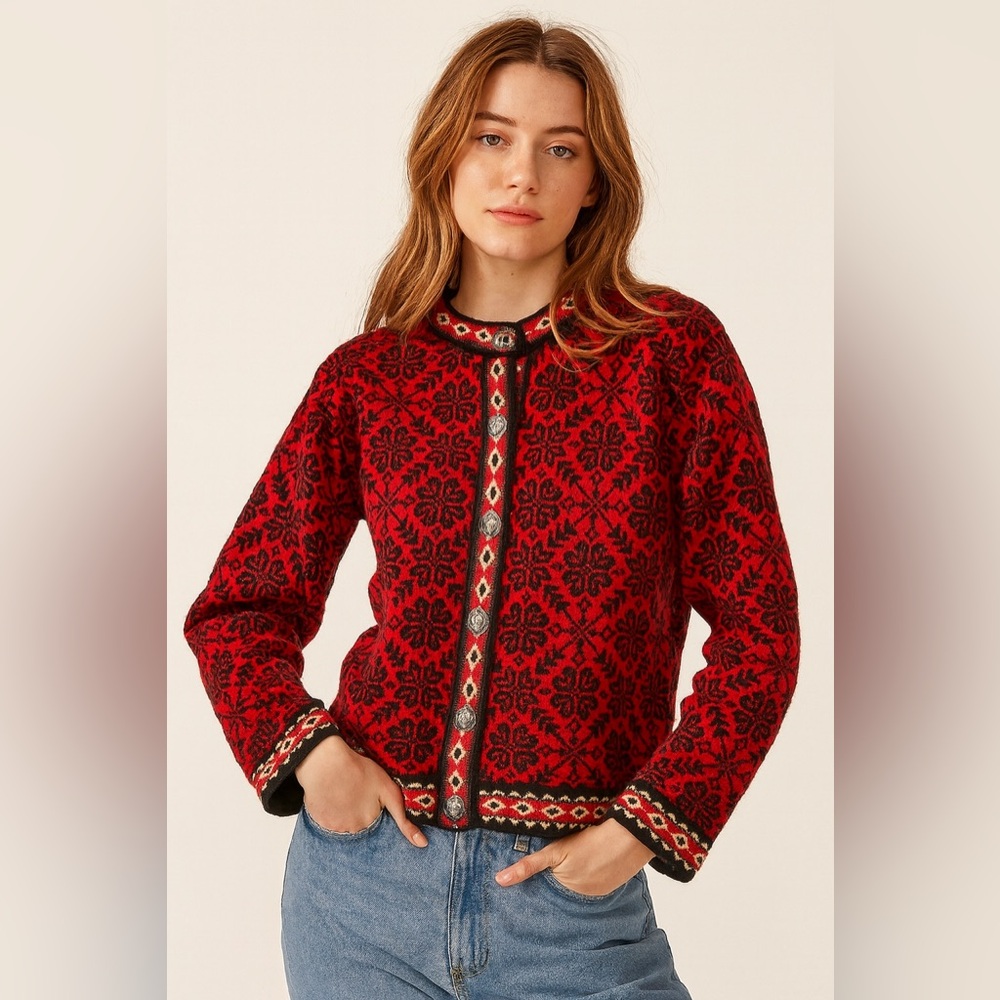 LL Bean Vintage Red Merino Lambs Wool Nordic Cardigan Sweater Sz.‎ L